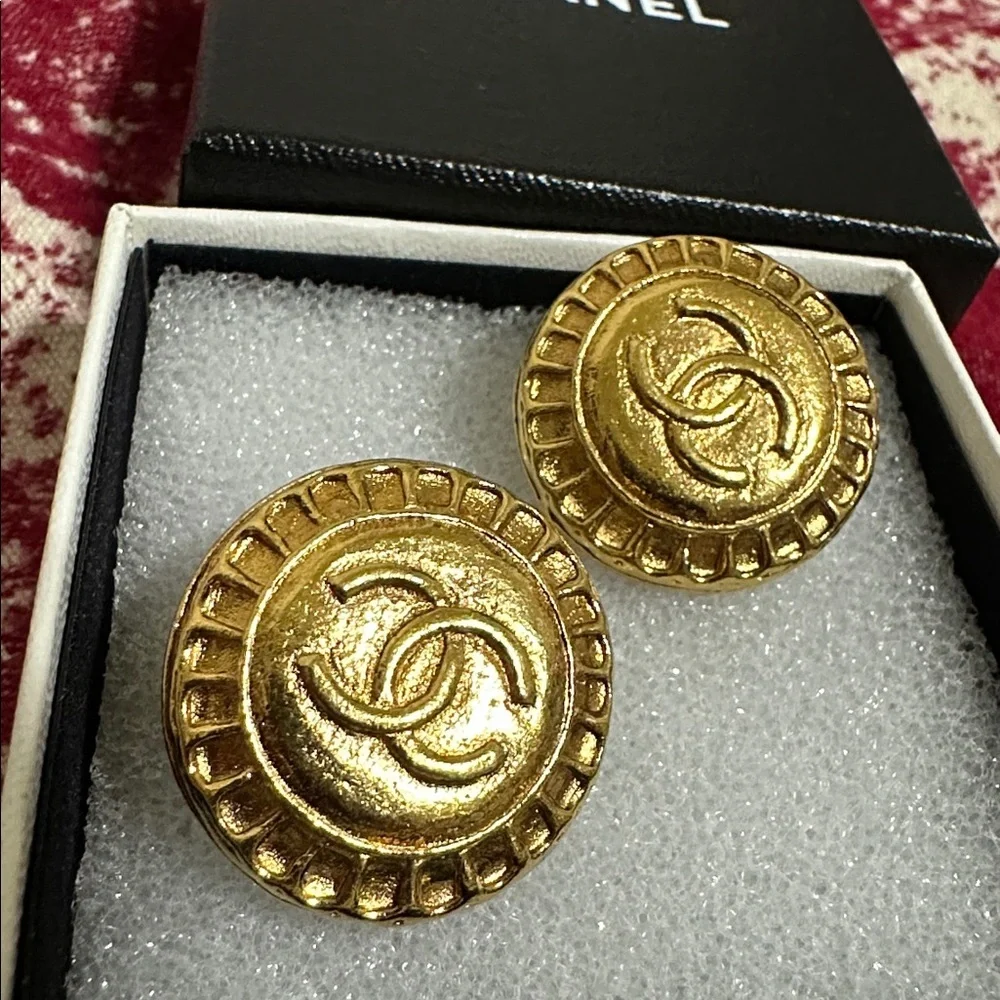 Chanel Gold-Tone Interlocking CC Button Earrings - Picture 3 of 10